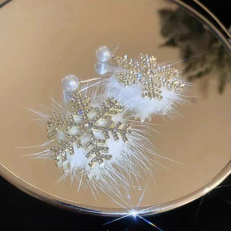 Christmas Snowflake Earrings Women's Full Diamond Pearl Plush Earrings Digitalshoper