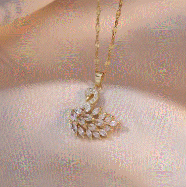Swan Zircon Pendant Digitalshoper